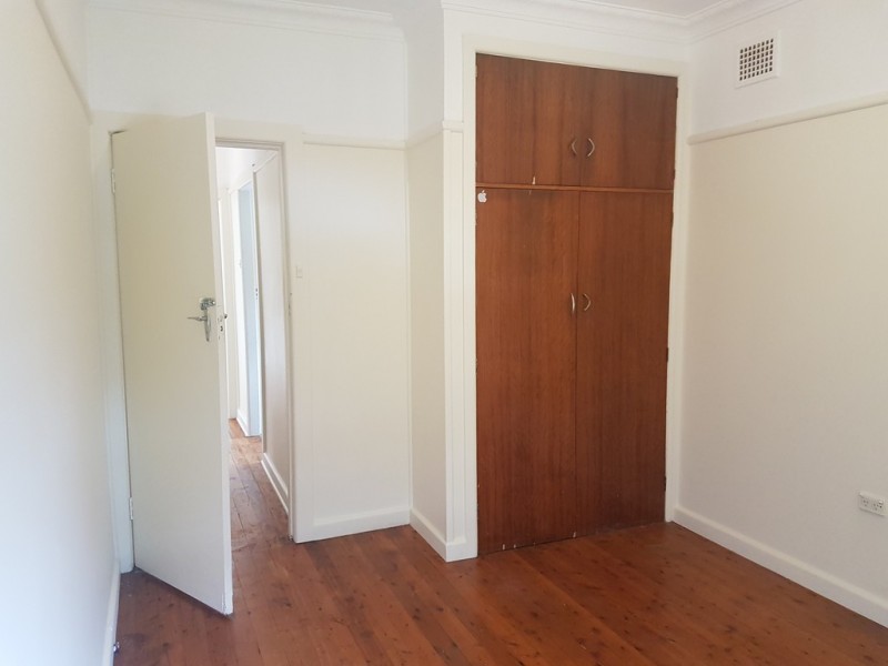 130 MEADOWS RD., Mount Pritchard NSW 2170