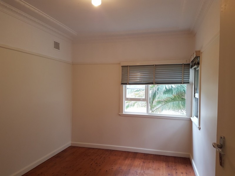 130 MEADOWS RD., Mount Pritchard NSW 2170