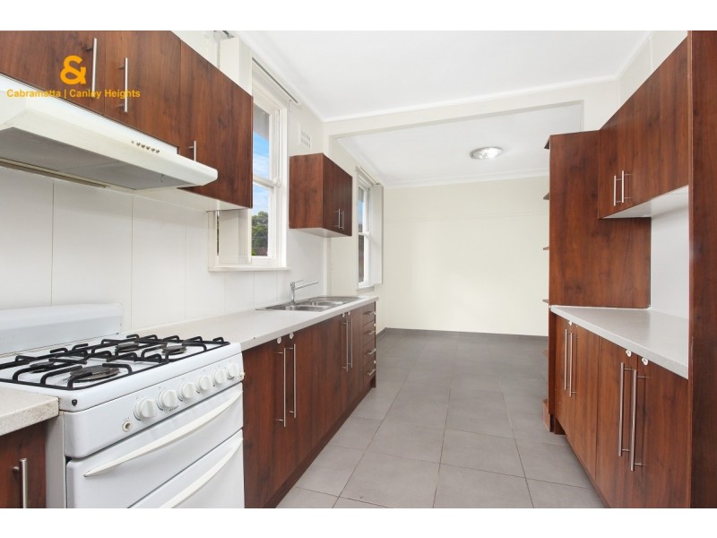 82 HOLLYWOOD DRIVE, Lansvale NSW 2166