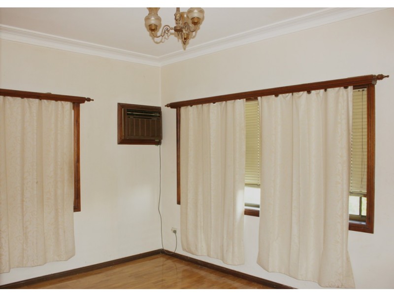 15 CHARLOTTE CRESCENT, Canley Vale NSW 2166