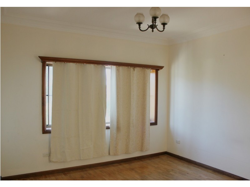 15 CHARLOTTE CRESCENT, Canley Vale NSW 2166