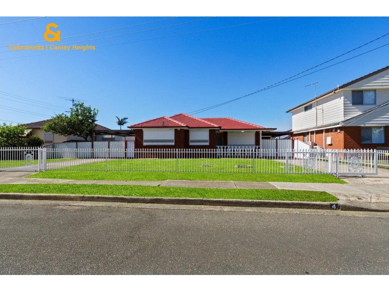 4 GREGORY STREET, Fairfield West NSW 2165