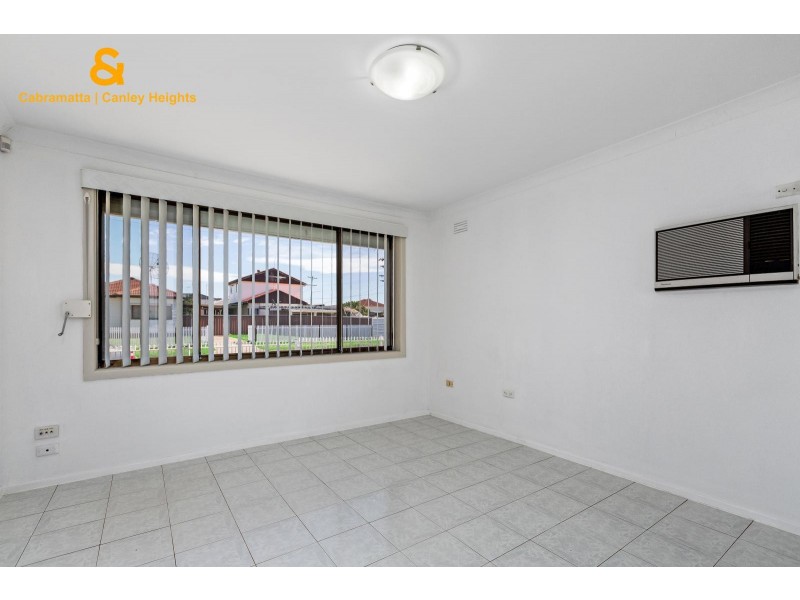 4 GREGORY STREET, Fairfield West NSW 2165