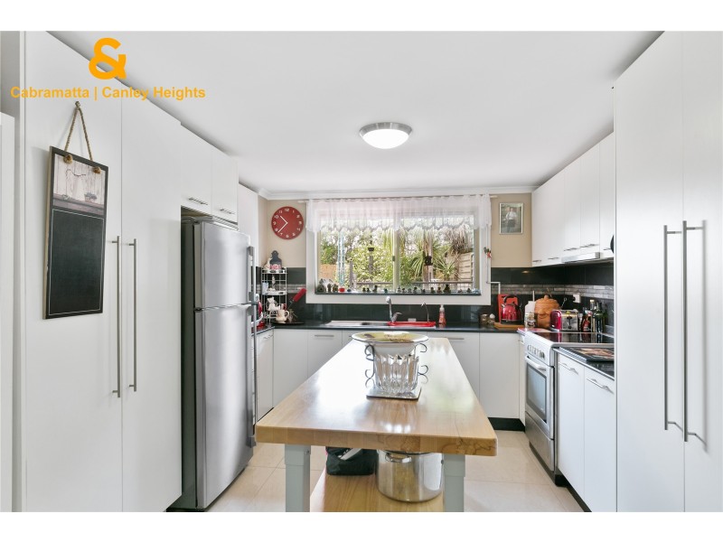 52 GOODACRE AVE, Fairfield West NSW 2165