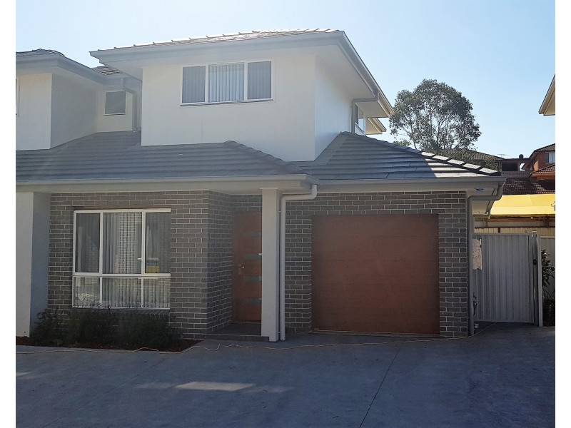 3/116-118 Broomfield St, Cabramatta NSW 2166