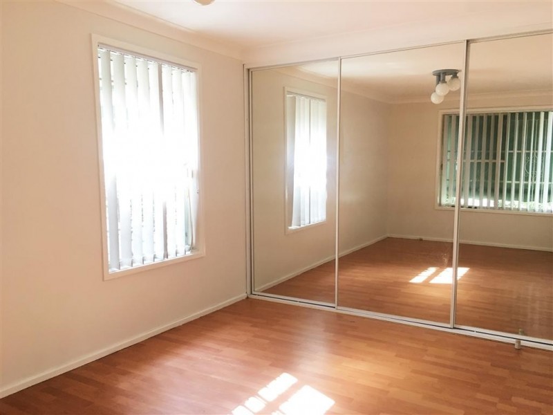 16 GOVE AVENUE,, Green Valley NSW 2168