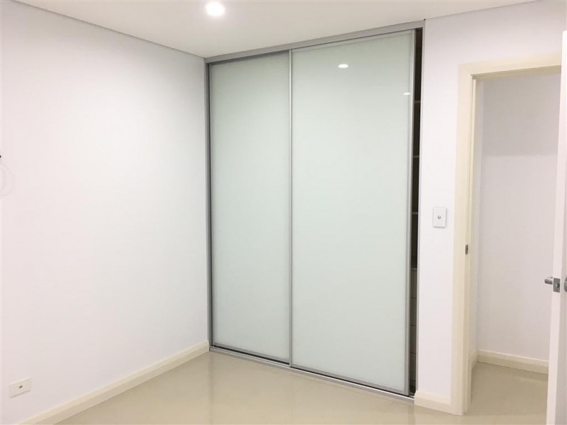 18 WYNYARD AVENUE,, Bass Hill NSW 2197