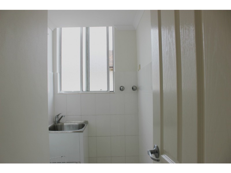 2/47 HILL STREET, Cabramatta NSW 2166