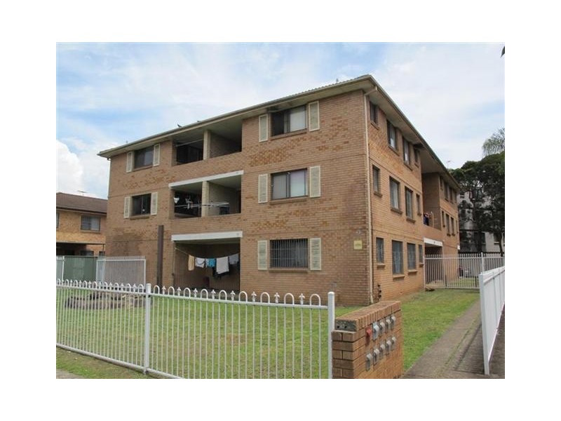 9/43 PHELPS ST, Canley Vale NSW 2166