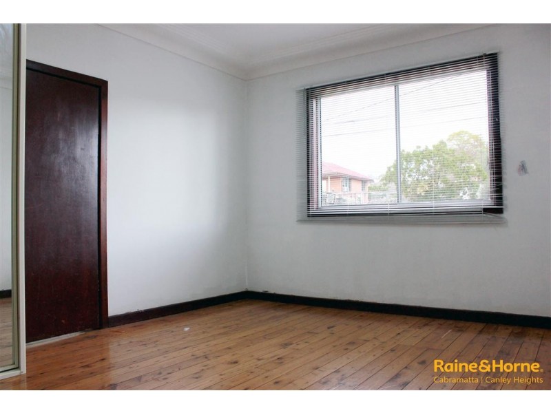 1 STUDLEY STREET, Carramar NSW 2163