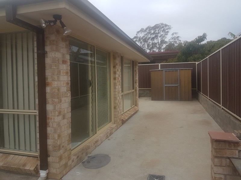 21A BEELAR ST, Canley Heights NSW 2166