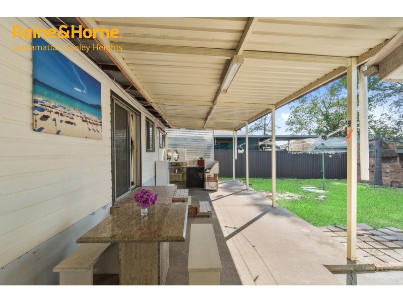 25 MOONSHINE AVENUE, Cabramatta West NSW 2166