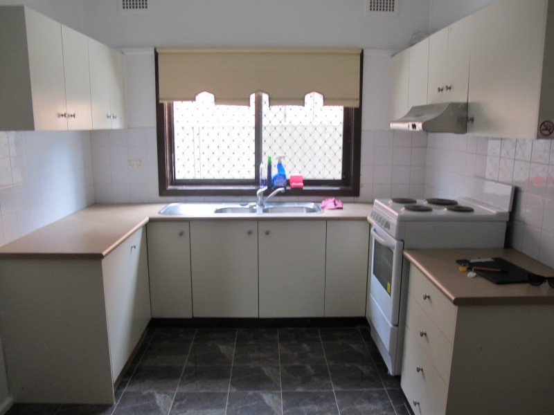 33 BROAD STREET, Cabramatta NSW 2166