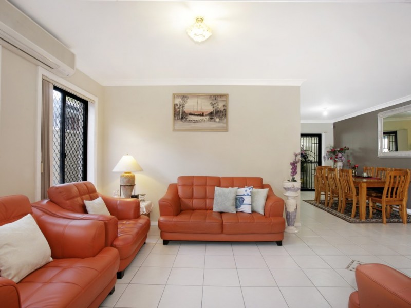 1/166 ST JOHNS ROAD, Cabramatta West NSW 2166