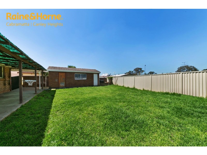 10 LALICH AVENUE, Bonnyrigg NSW 2177