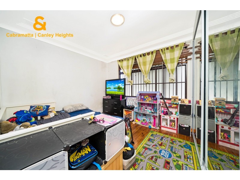 114 HOLLYWOOD DRIVE, Lansvale NSW 2166