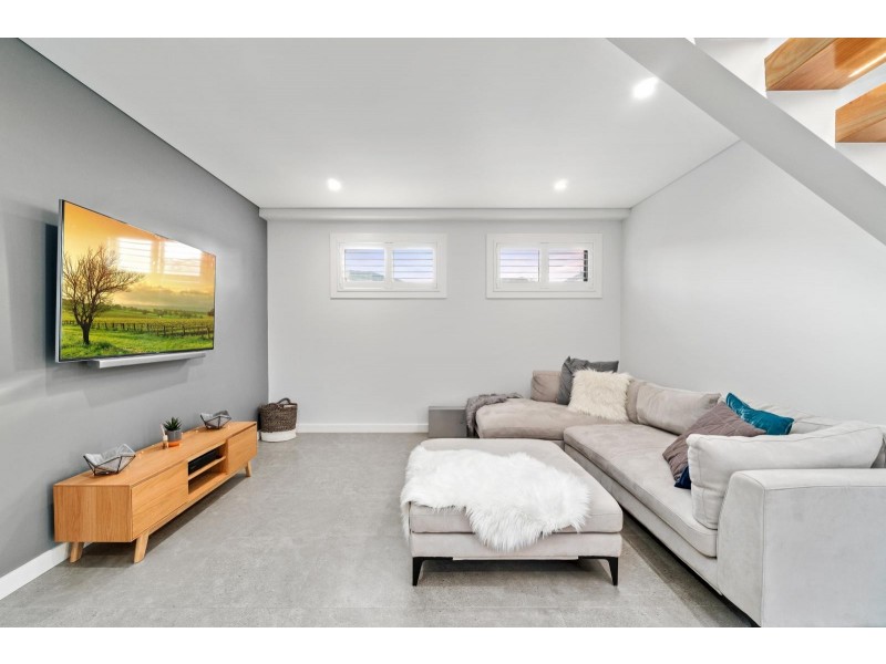 2 ANGELINA CRESCENT, Cabramatta NSW 2166