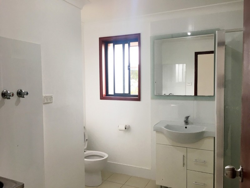 33A BROAD STREET, Cabramatta NSW 2166