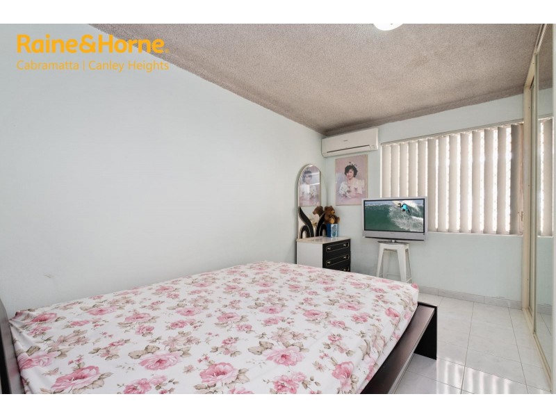 2/70 MCBURNEY ROAD, Cabramatta NSW 2166