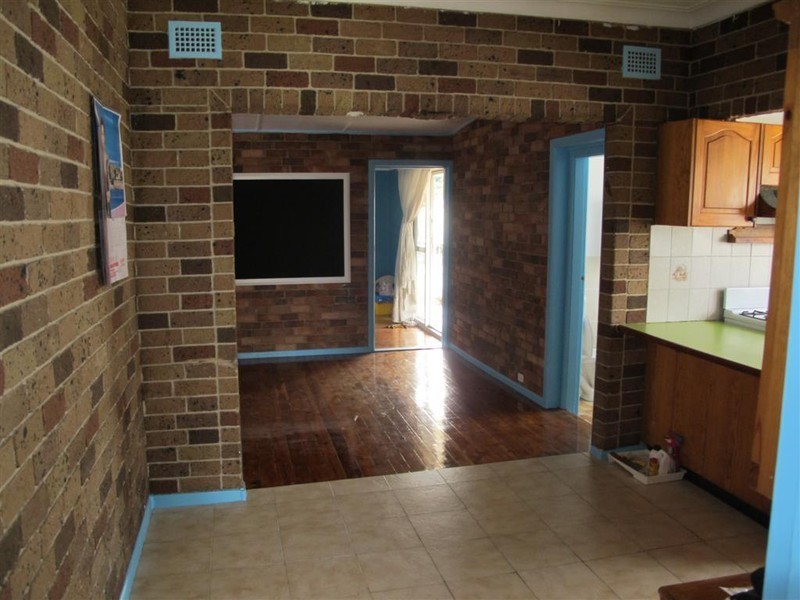 Fairfield NSW 2165