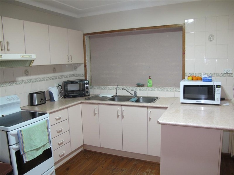 Fairfield West NSW 2165