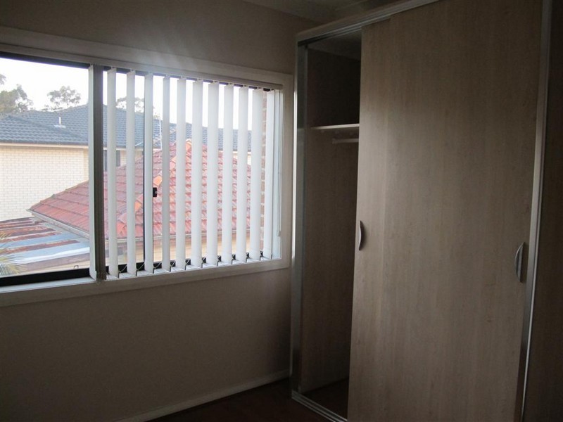 Lurnea NSW 2170