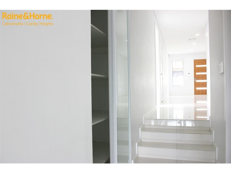 81A LINDA STREET, Fairfield Heights NSW 2165