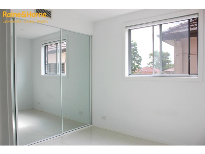 81A LINDA STREET, Fairfield Heights NSW 2165