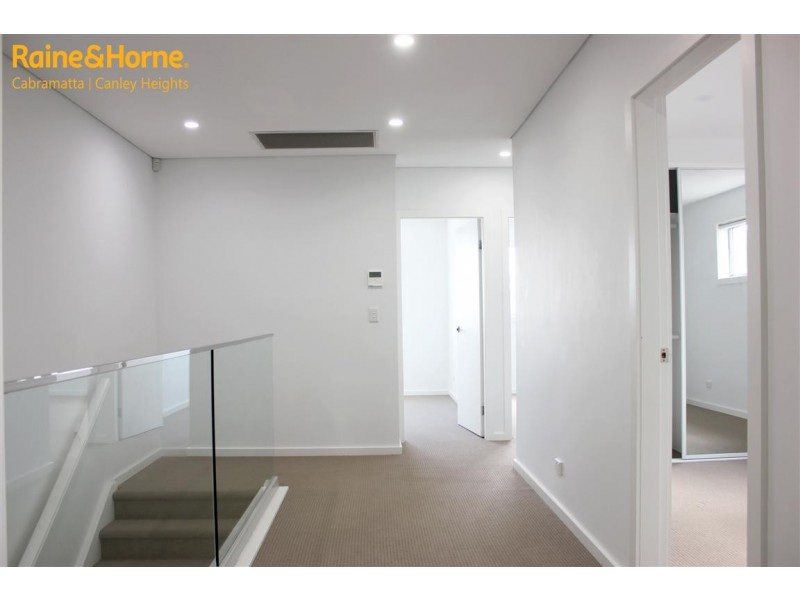 81A LINDA STREET, Fairfield Heights NSW 2165