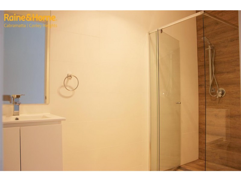 81A LINDA STREET, Fairfield Heights NSW 2165