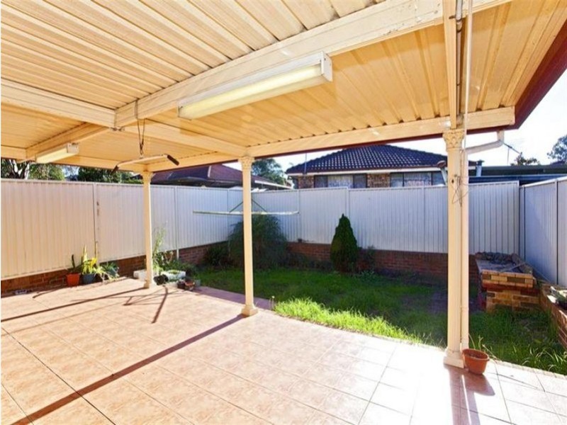 St Johns Park NSW 2176