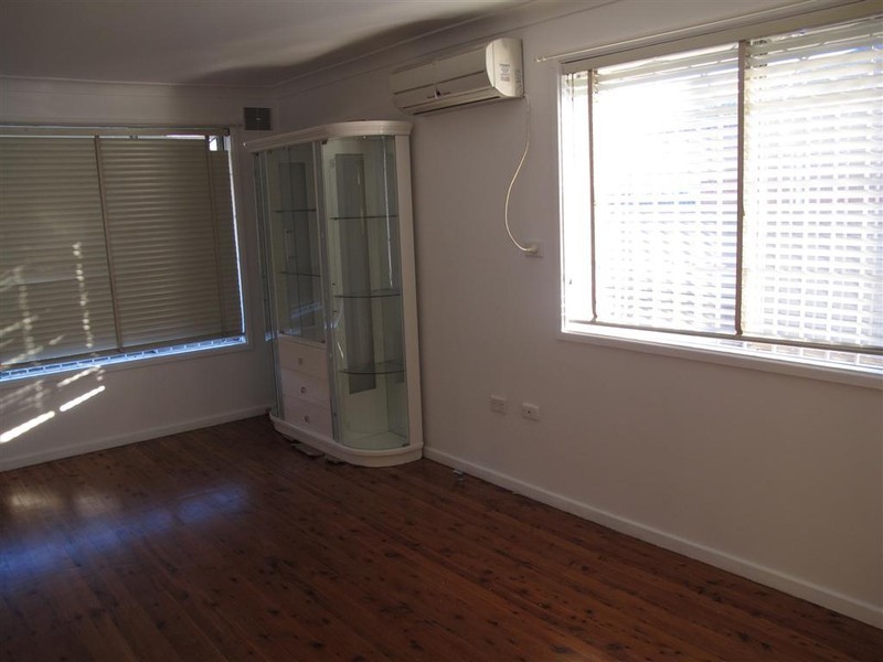 17 hemphill, Mount Pritchard NSW 2170