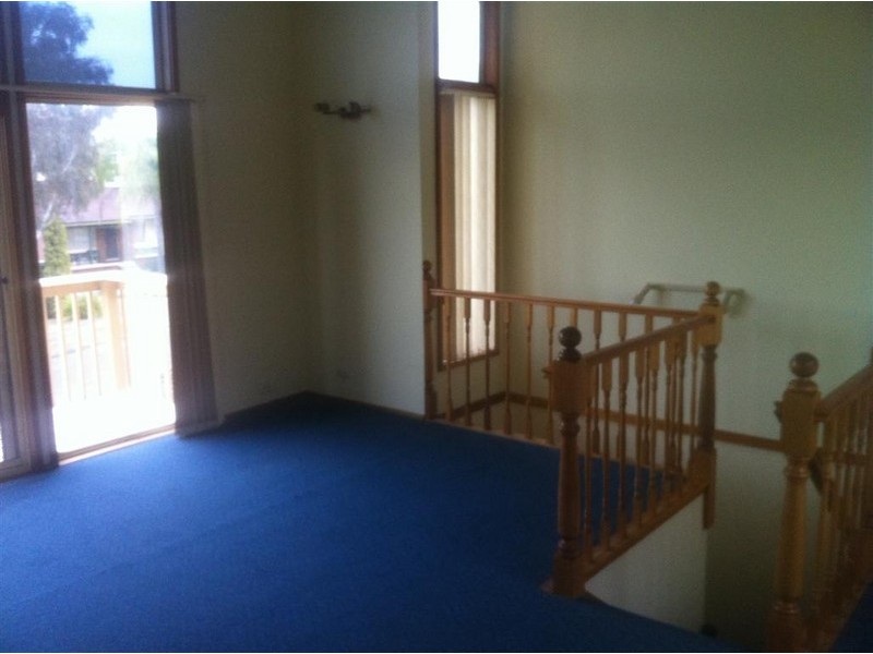 25 PHOENIX, Casula NSW 2170