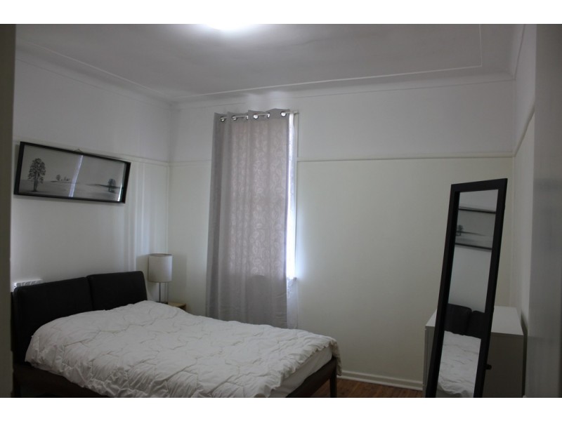 136 TOWNVIEW ROAD, Mount Pritchard NSW 2170