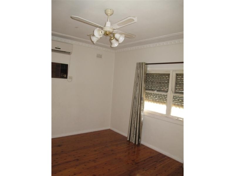 Canley Heights NSW 2166