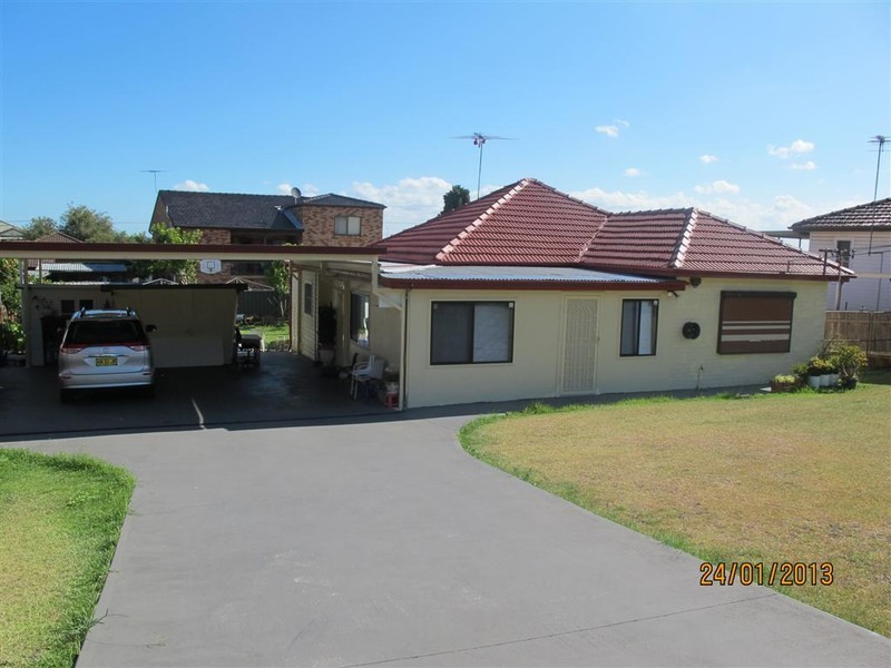 Fairfield West NSW 2165