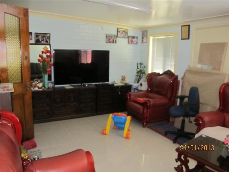 Fairfield West NSW 2165