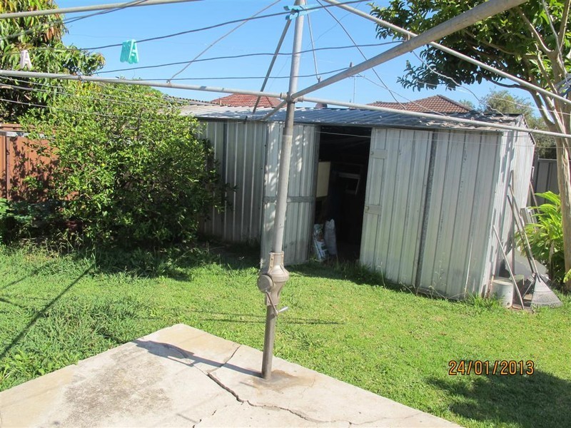 Fairfield West NSW 2165