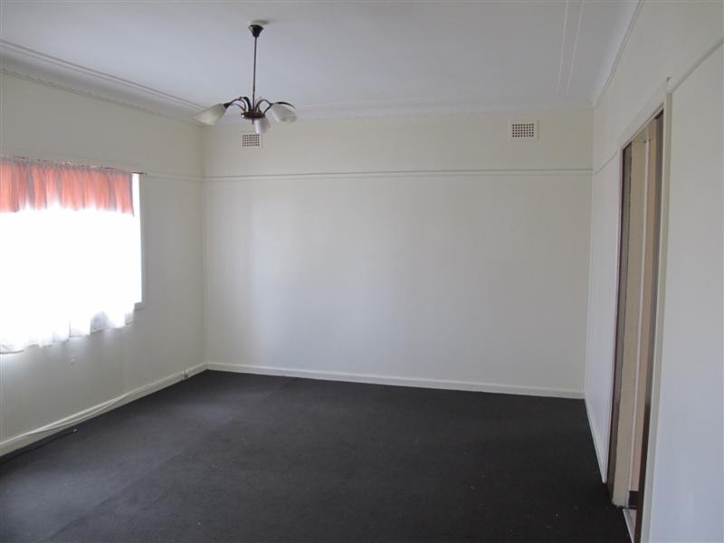 Canley Heights NSW 2166