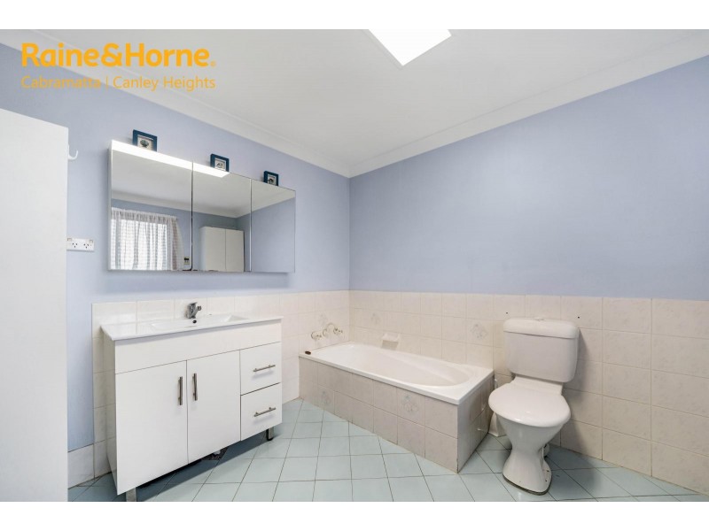 3 KAROON AVENUE, Canley Heights NSW 2166