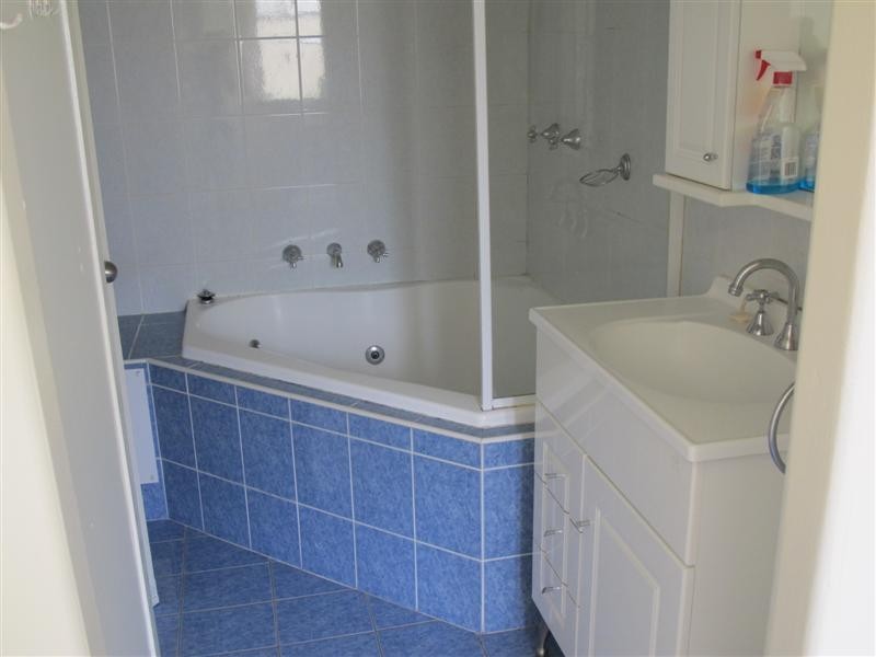 Canley Heights NSW 2166