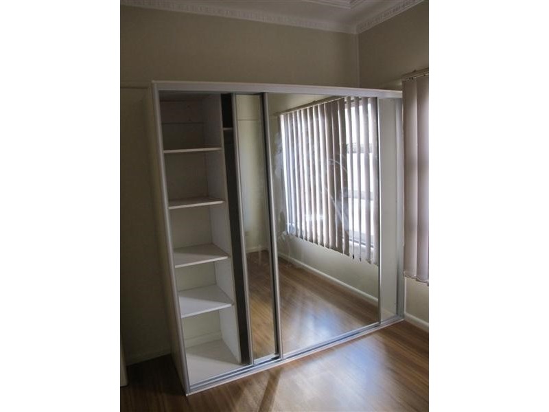 15 TARLINGTON PDE, Bonnyrigg NSW 2177