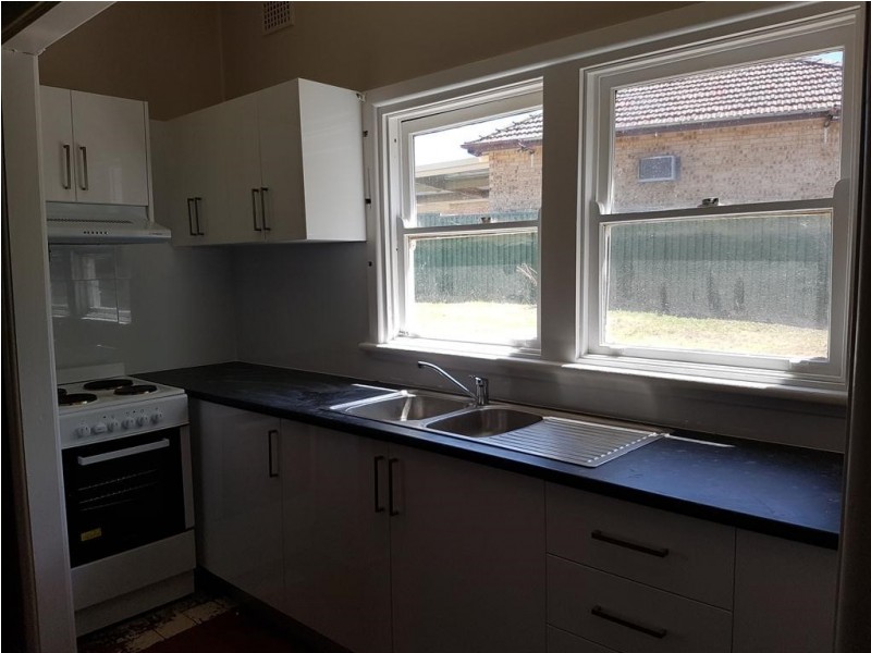 3 MAPLE STREET, Cabramatta NSW 2166