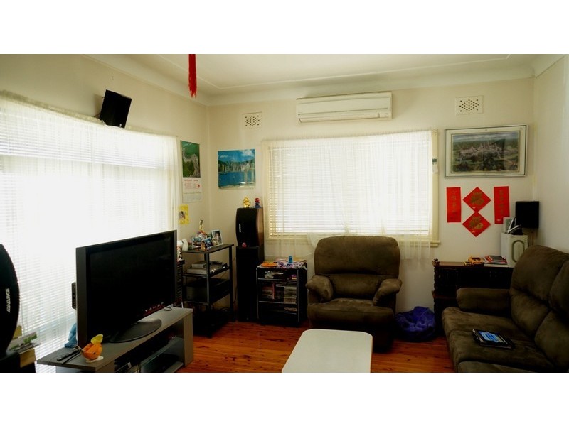 Canley Heights NSW 2166