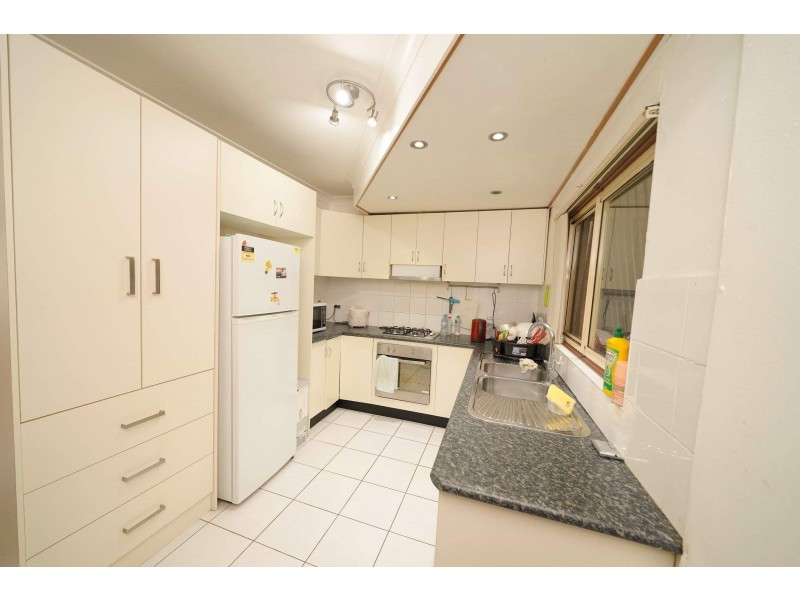 1/25 LONGFIELD STREET, Cabramatta NSW 2166