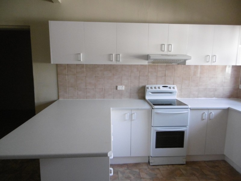 15 TARLINGTON PDE, Bonnyrigg NSW 2177