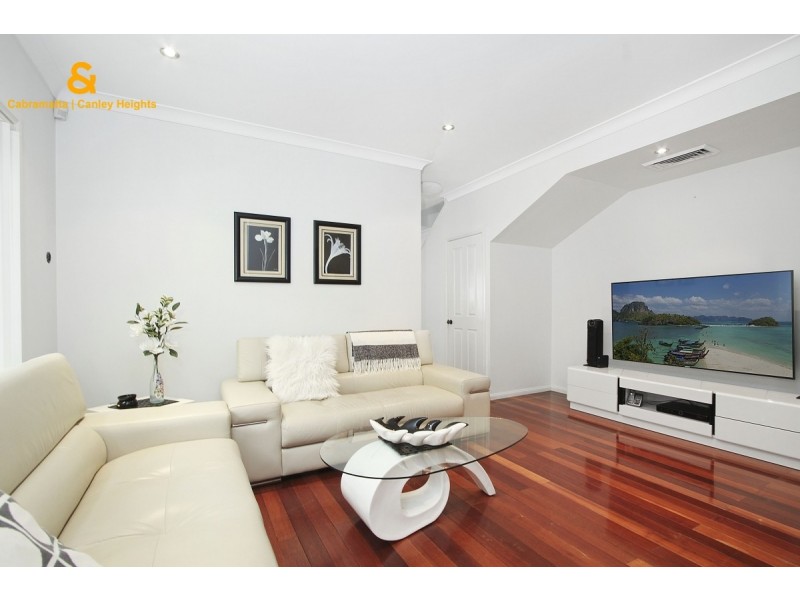 17 FOXLOW STREET, Canley Heights NSW 2166