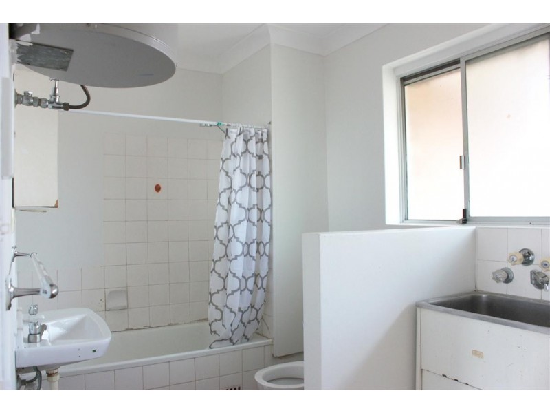 42/88-92 HUGHES ST, Cabramatta NSW 2166