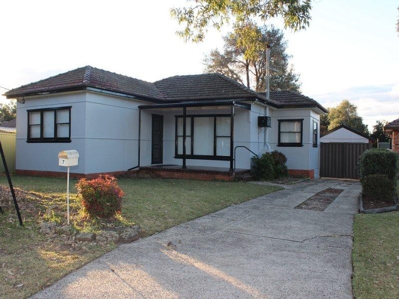 Picnic Point NSW 2213