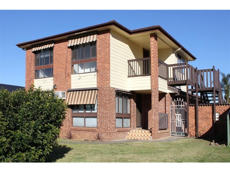 Edensor Park NSW 2176